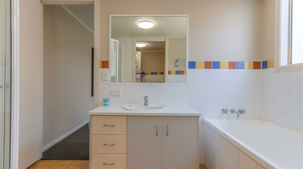 Hastings Cove Holiday Apartments