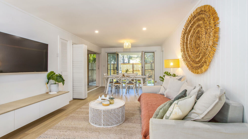 Hastings Cove Unit 4 Lounge