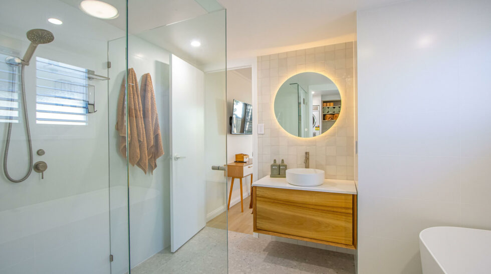 Hastings Cove Unit 4 Bathroom